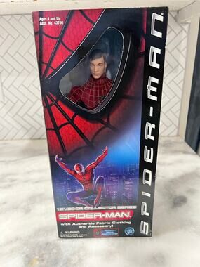 Toy Biz Spider-Man 2002 12” Collector Series Tobey Maguire Complete Display Box